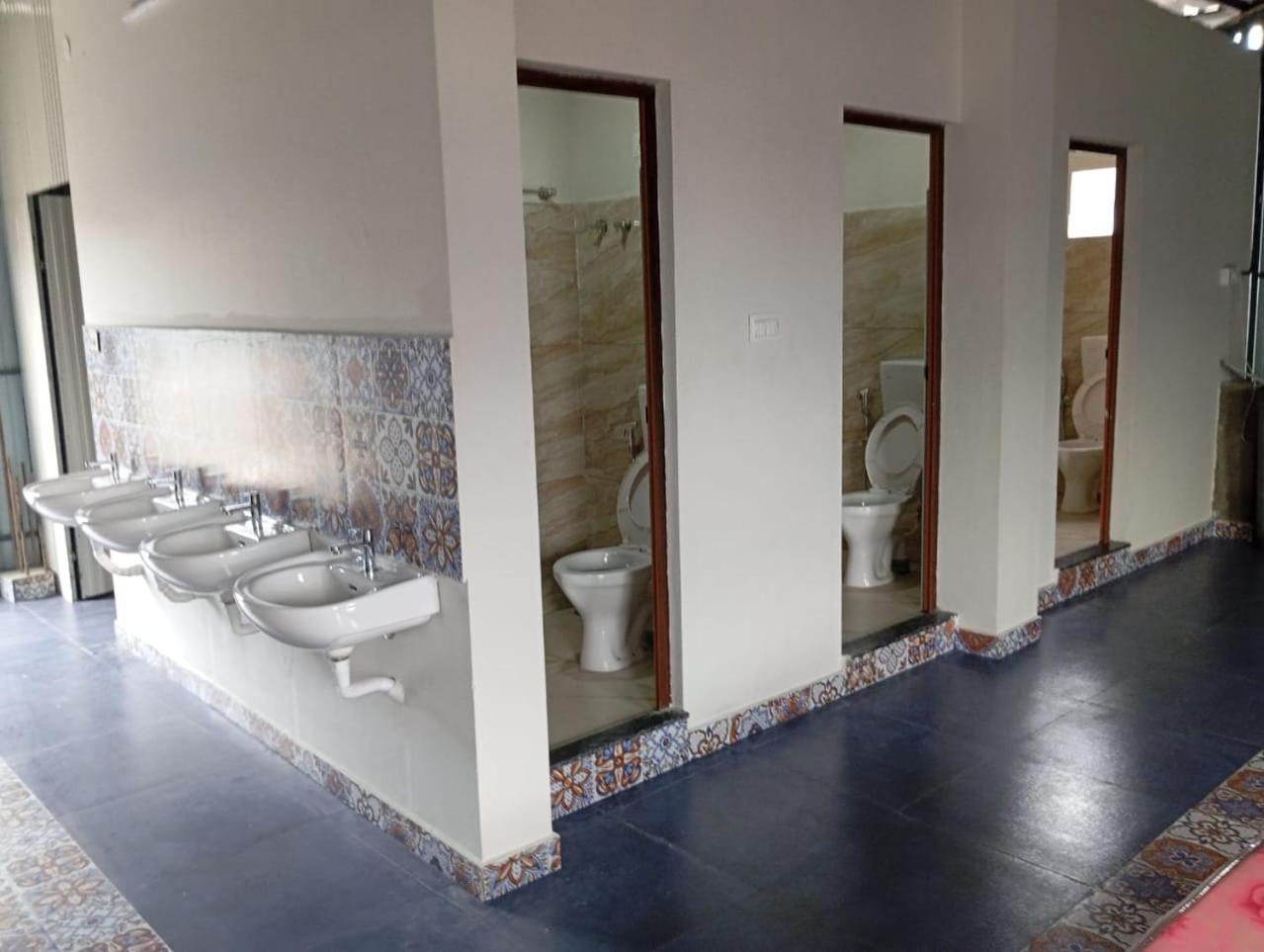 The Bunkhouse Lodge & Hostel Kochi Exterior photo